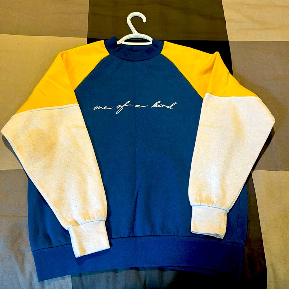 Sweatshirt